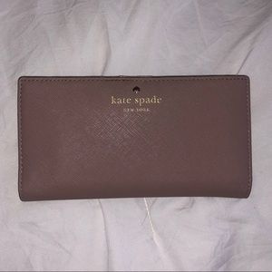 *LIKE NEW* Kate Spade Wallet (Mauve / Purple)
